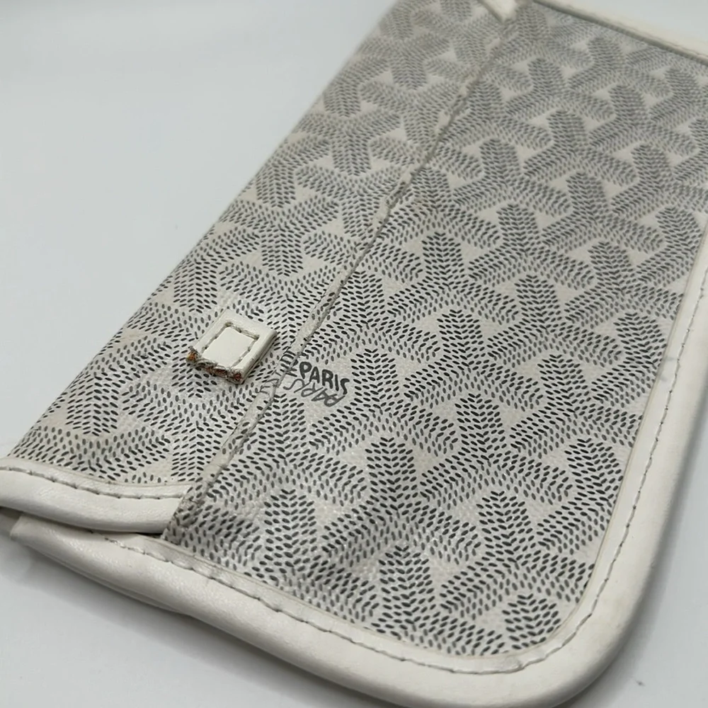 Goyard white gray wallet with defect - Picture 9 of 10
